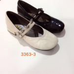 Women's leather shoes