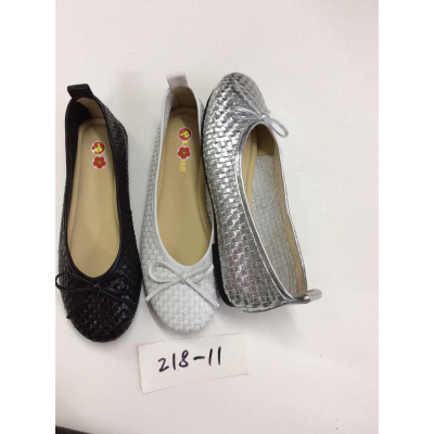 Women's leather shoes