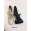 Women's leather shoes