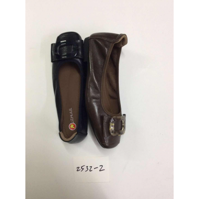 Women's leather shoes