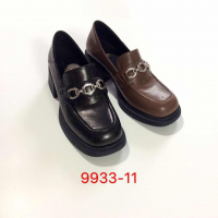Women's leather shoes