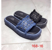 Women's slippers