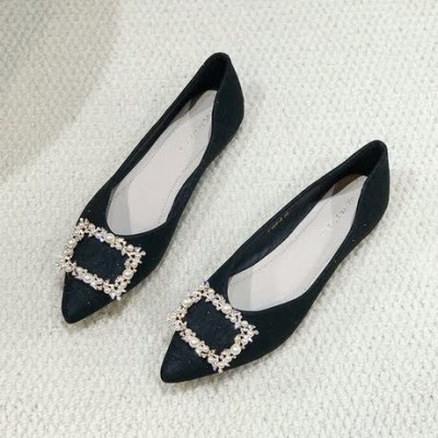 Pointed-Toe Flats